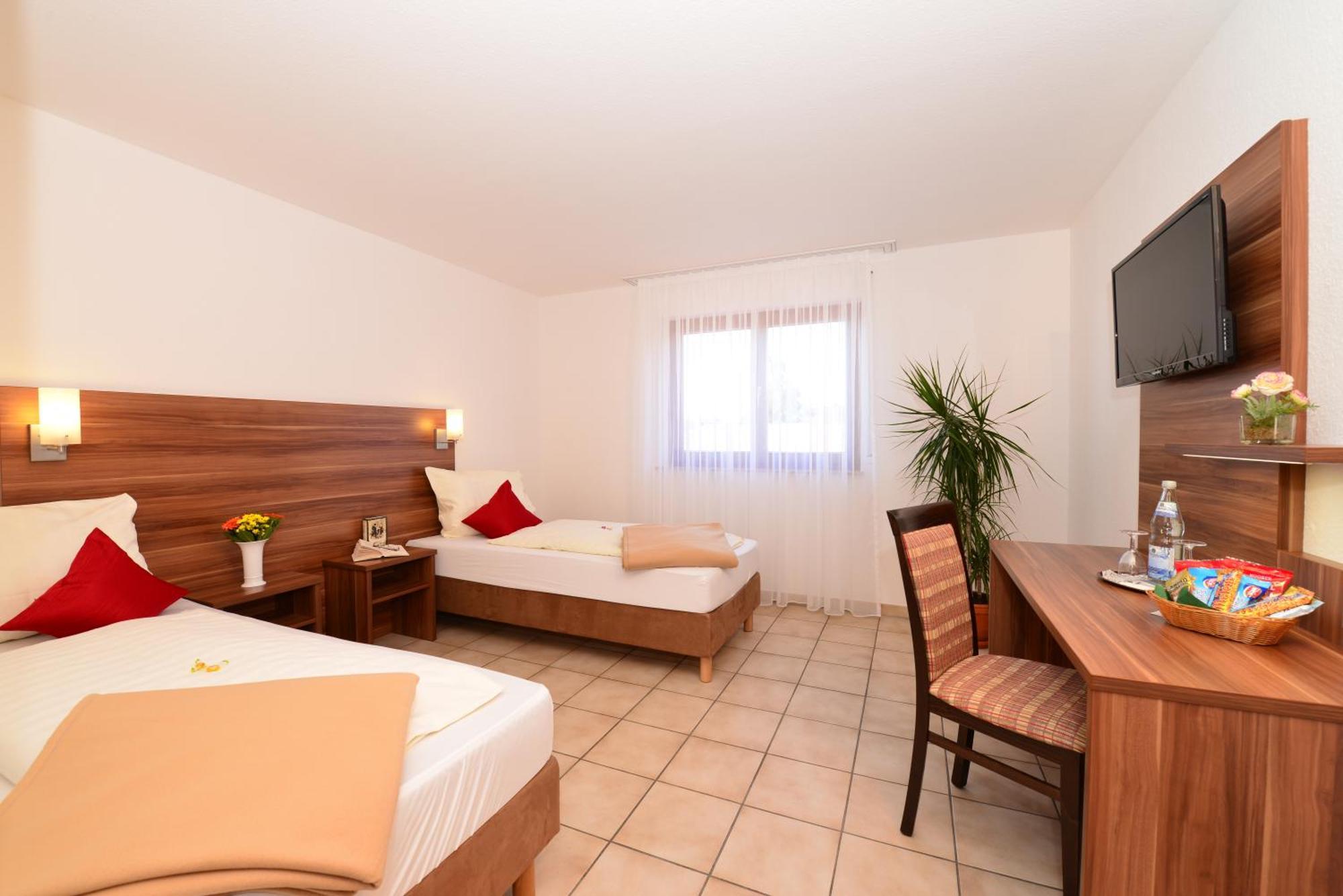 Hotel Am Buchwald Esslingen am Neckar Ruang foto